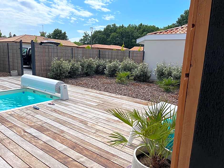 Maison des landes st Julien en Born Contis