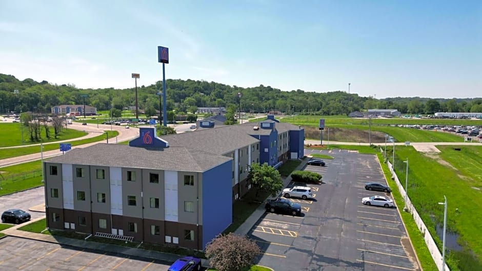 Motel 6-Caseyville, IL - Caseyville Il