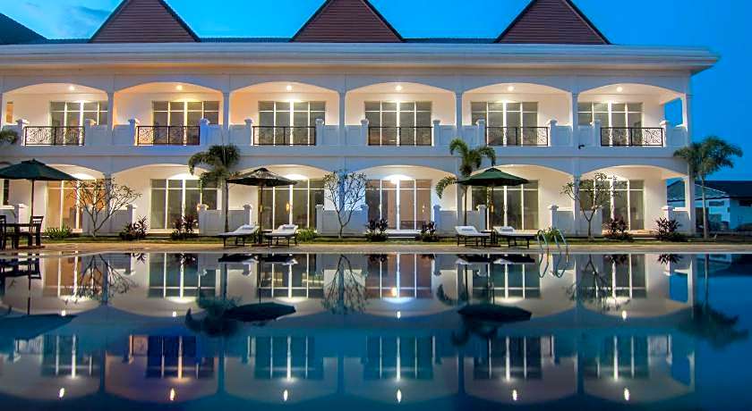 Glorious Hotel & Spa