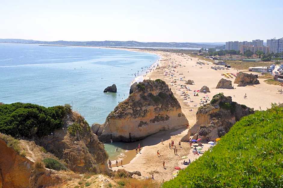 Casa Largo do Poço Guesthouse
