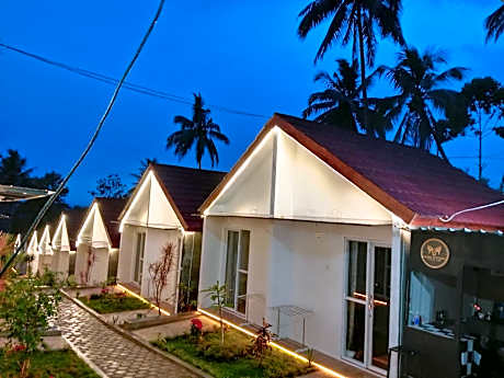 Sambas Cottages