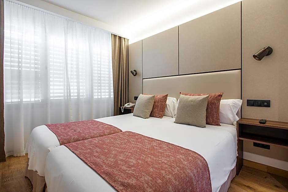 Pierre & Vacances Apartamentos Edificio Eurobuilding 2