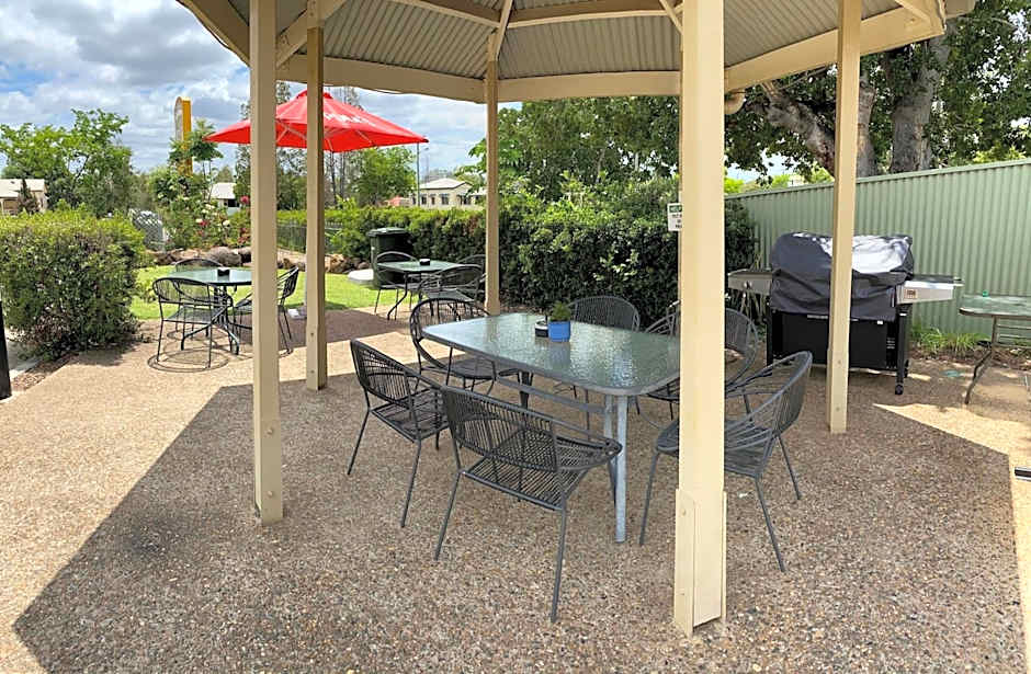 Country Roads Motor Inn Gayndah