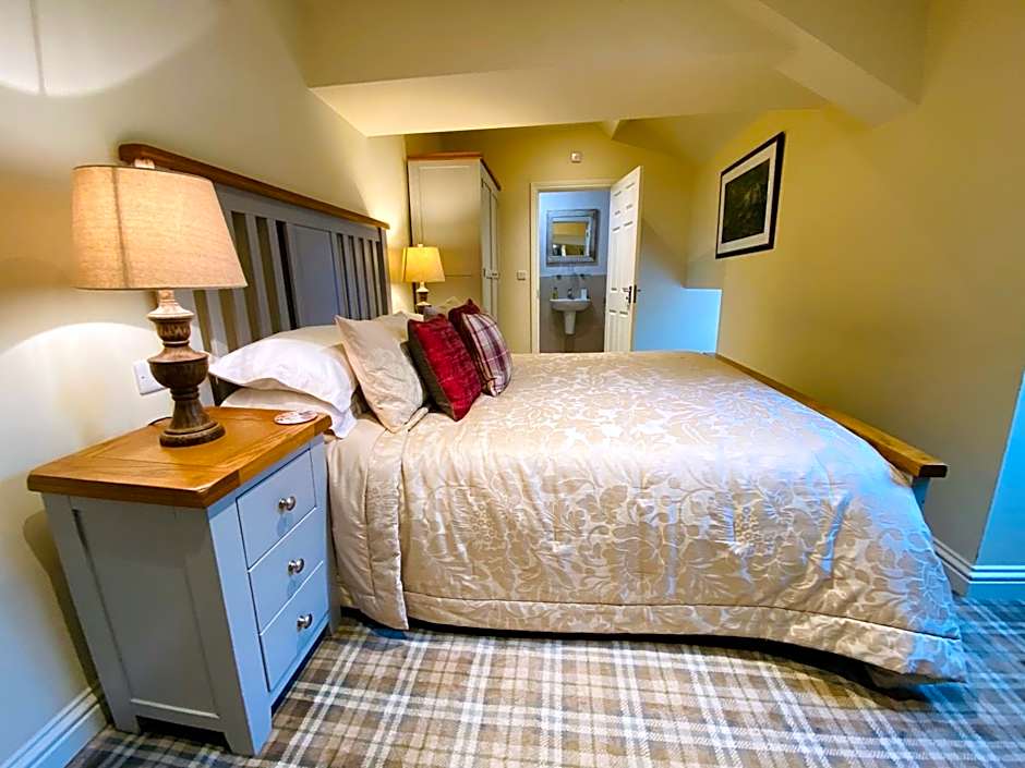 The Moon Inn at Stoney Middleton