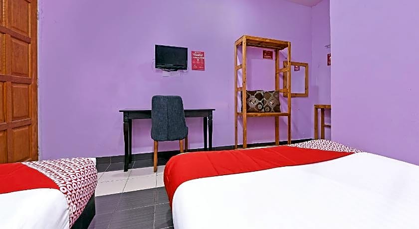 Hotel O Awan Biru Motel