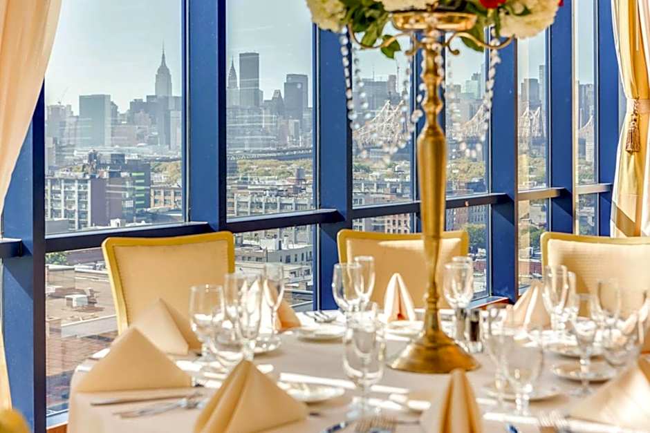 Vista LIC Hotel - Best Western Premier Collection