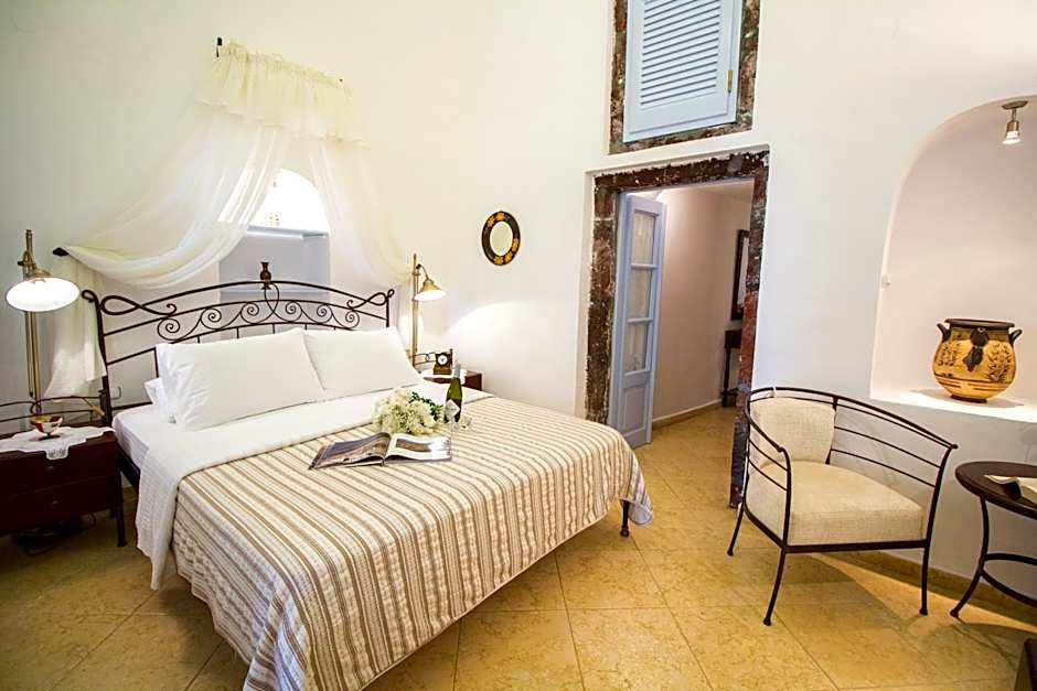 Lithies Traditional Homes