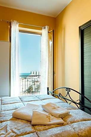 Deluxe Double Room with Sea View