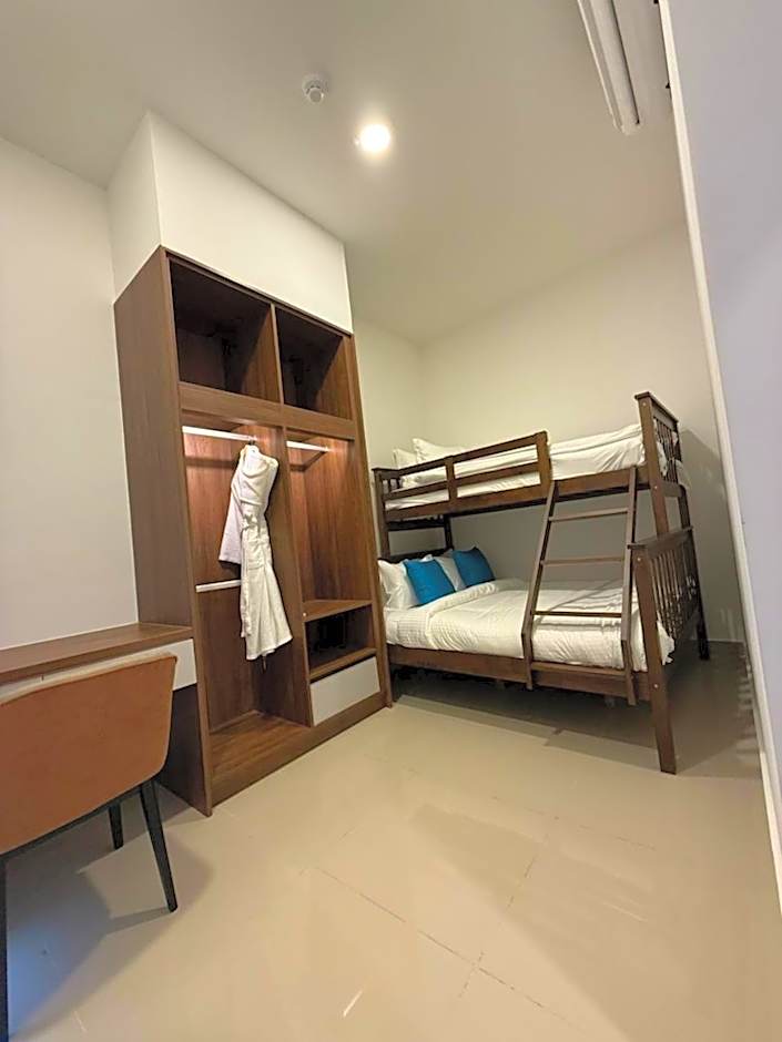 Photo 1 of 1 of Executive Suite