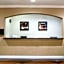 Super 8 by Wyndham Beaumont