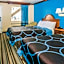 Super 8 by Wyndham San Marcos