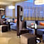 Courtyard by Marriott Long Beach Airport
