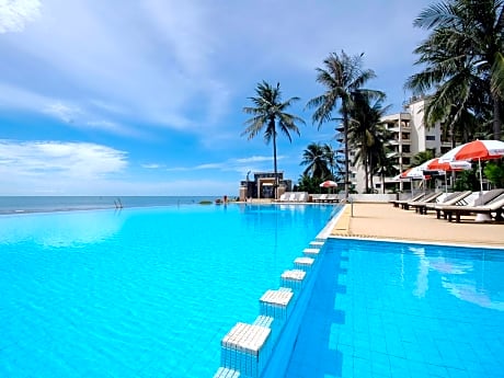 Golden Pine Beach Resort