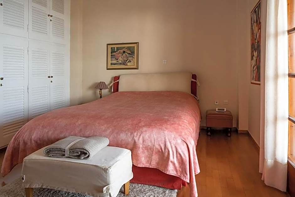 Μεζονέτα στο κύμα