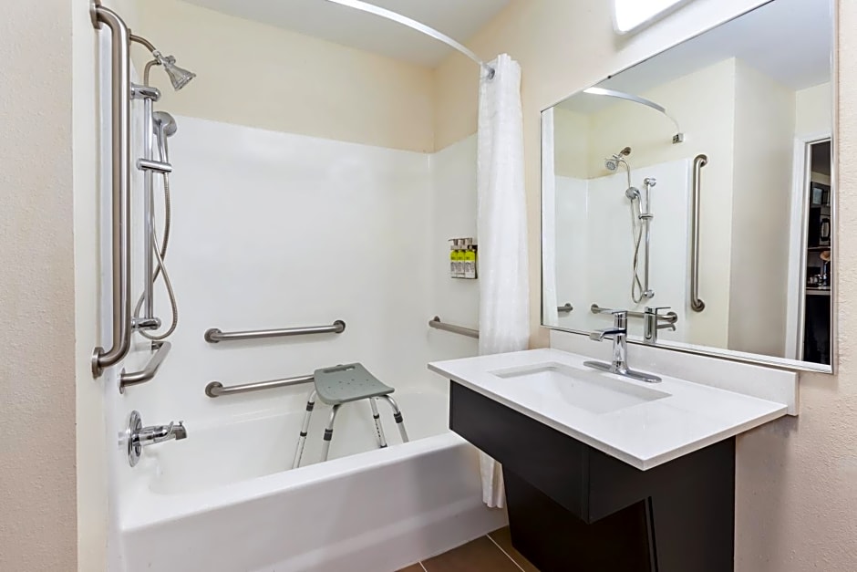 Candlewood Suites Huntersville-Lake Norman Area By IHG