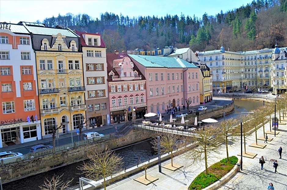 Hotel Renesance Krasna Kralovna