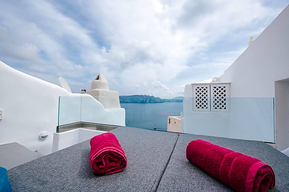 Virginia's Cave Villas