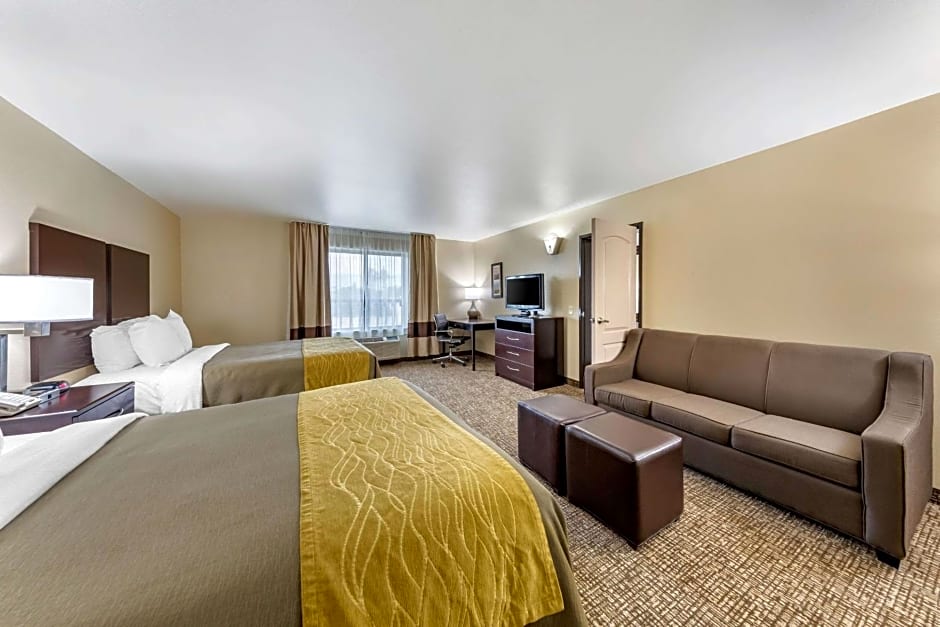 Comfort Inn & Suites Colton