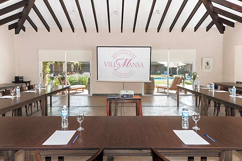 Villa Mansa
