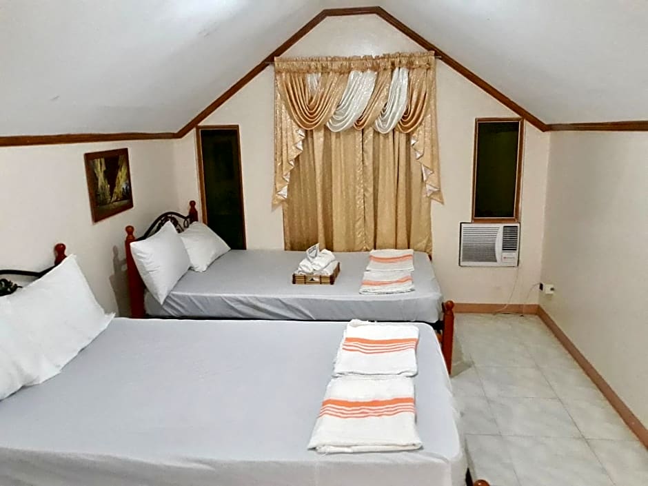 The Orange House - Vigan Villa