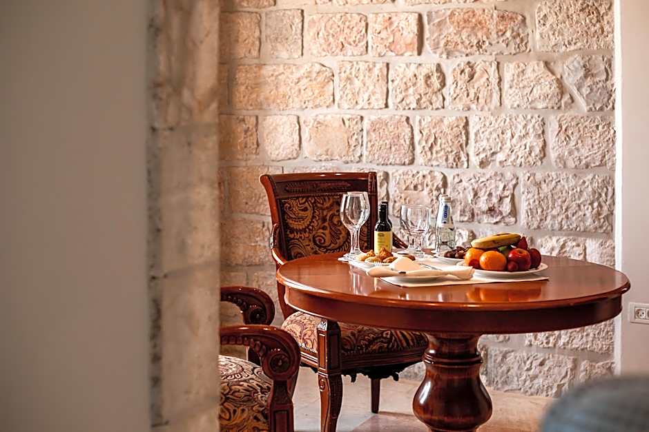 Notre Dame Center Guest House