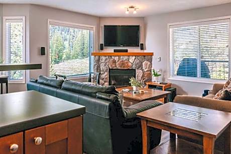 Trailblazers Retreat 3 Bed with Family Games Room