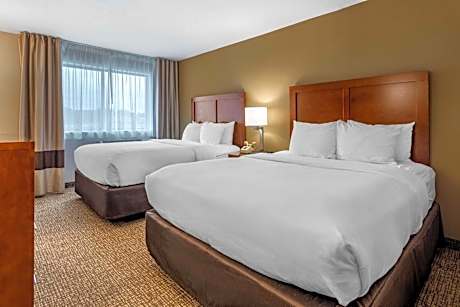 Queen Room with Two Queen Beds - Non-Smoking