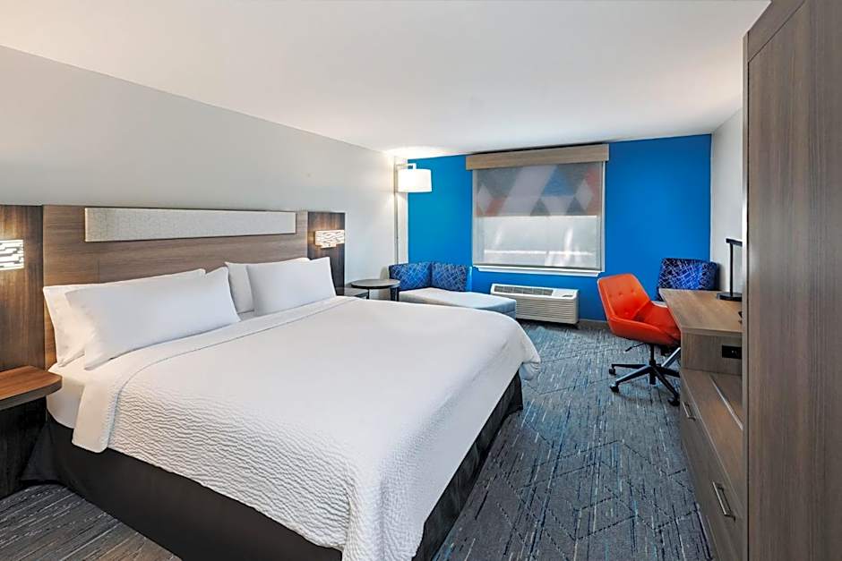 Holiday Inn Express Hotel & Suites Laredo-Event Center Area By IHG