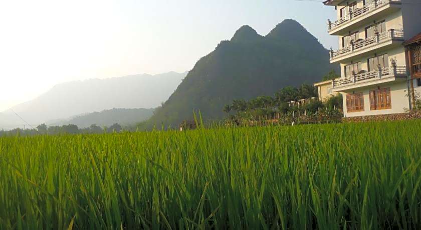 Mai Chau Valley View Hotel