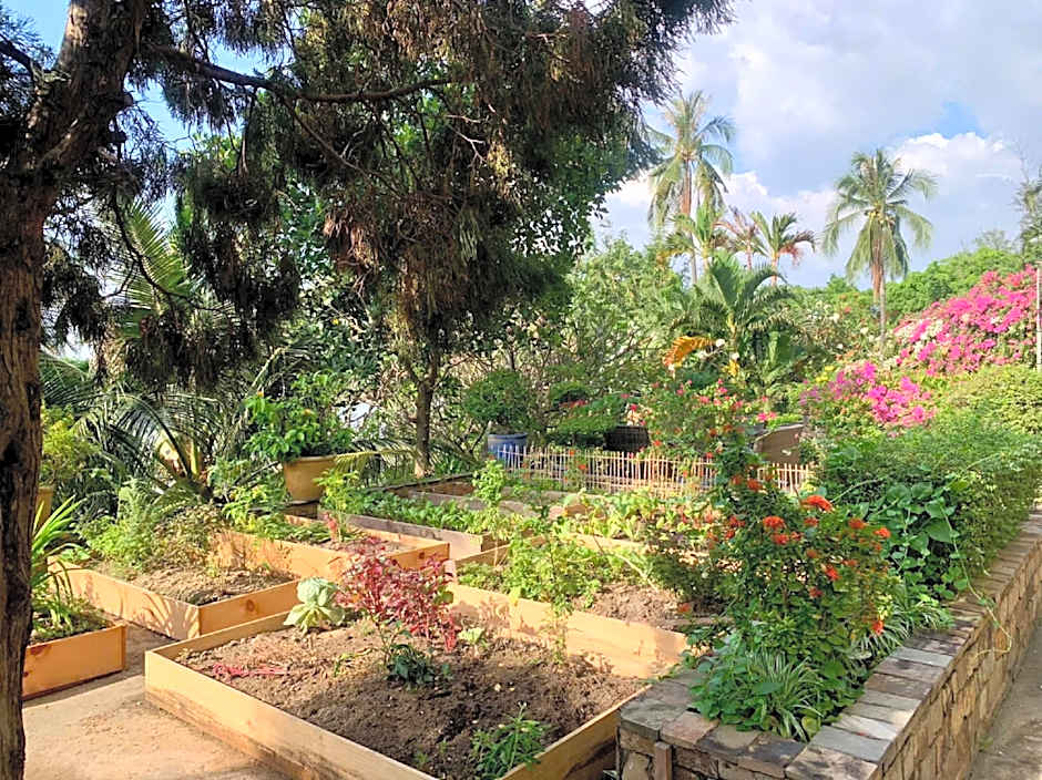 Saigon Domaine Luxury Residences