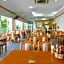 Martina Hotel Surin