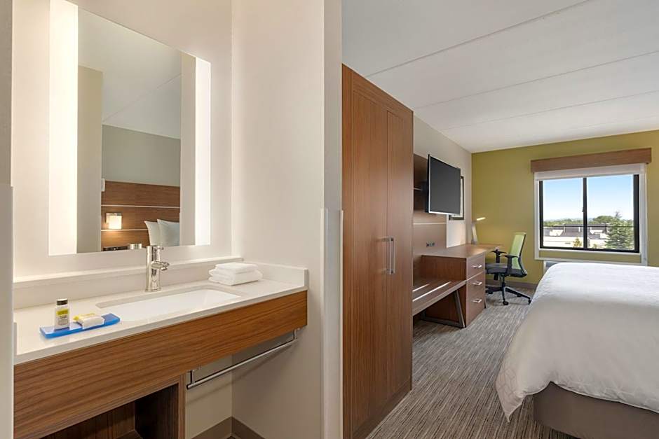 Holiday Inn Express Plattsburgh By IHG