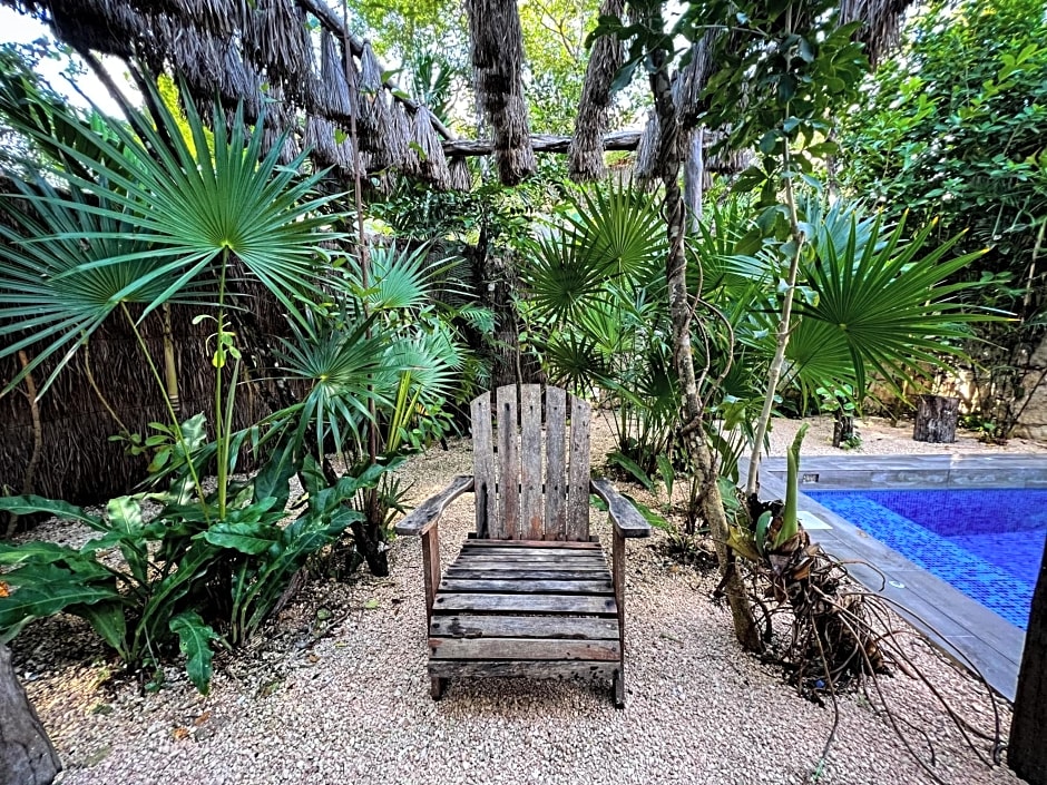 Kuun Tulum By Lockey