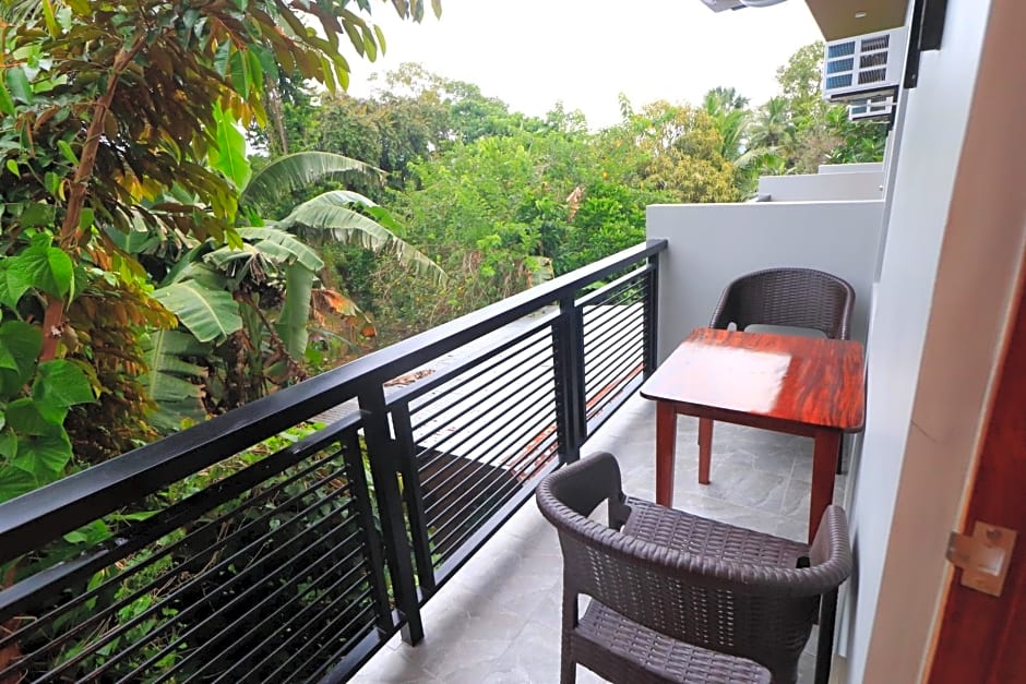 Josefina's Tourist Inn