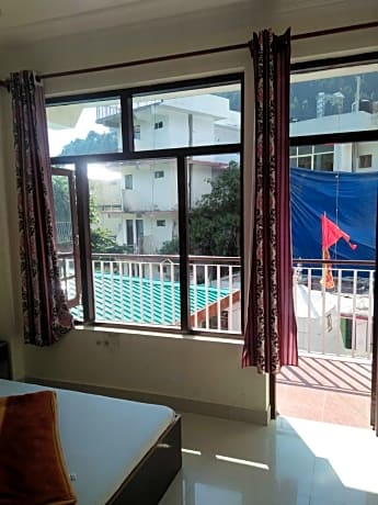 Rnb Mcleodganj