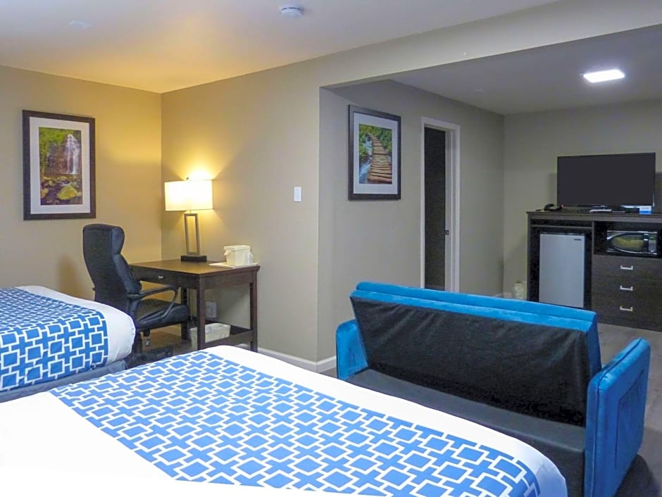 Rodeway Inn & Suites