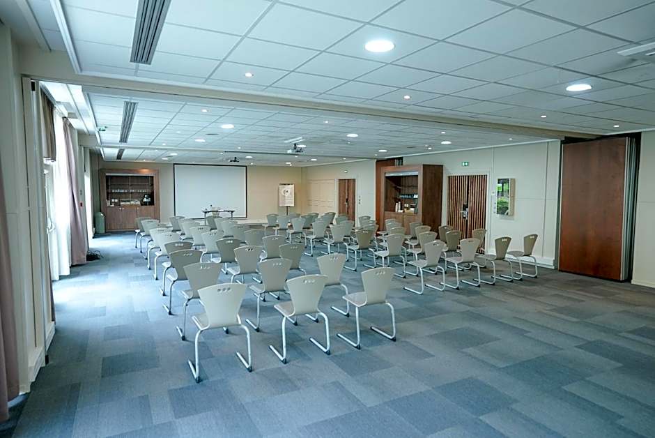 Hotel Campanile Roissy