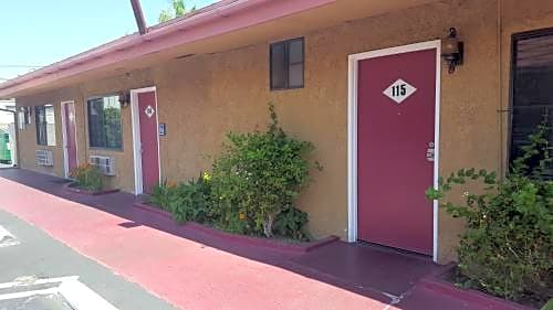 Deluxe Motel, Los Angeles Area