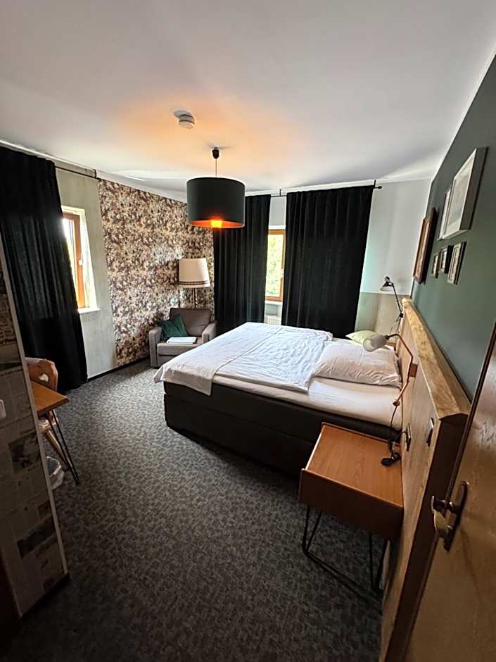 Hotel Kraus Ruhiges Hotel in Bielefeld-Heepen, kostenloser Parkplatz