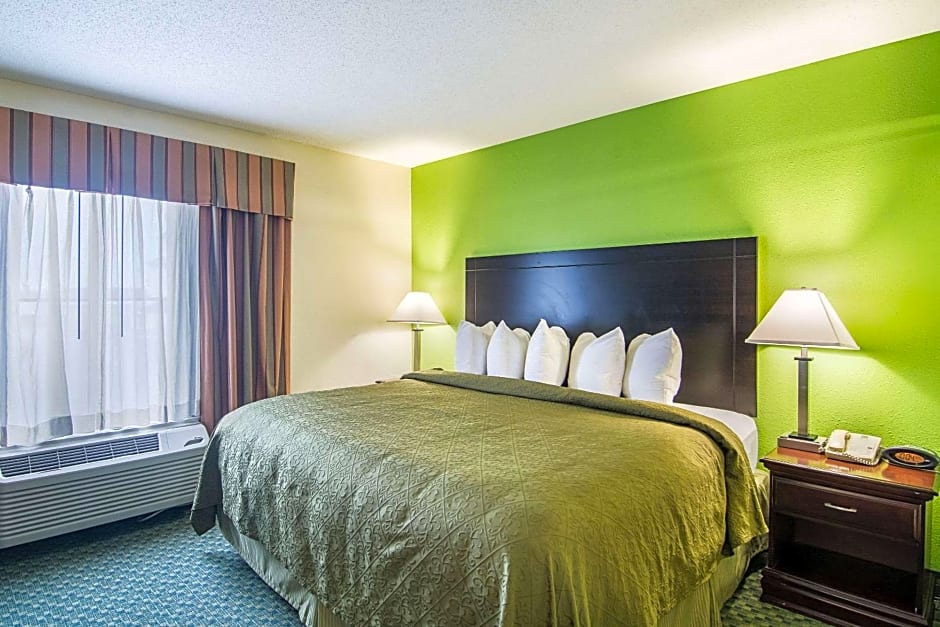 Quality Inn & Suites near I-80 and I-294