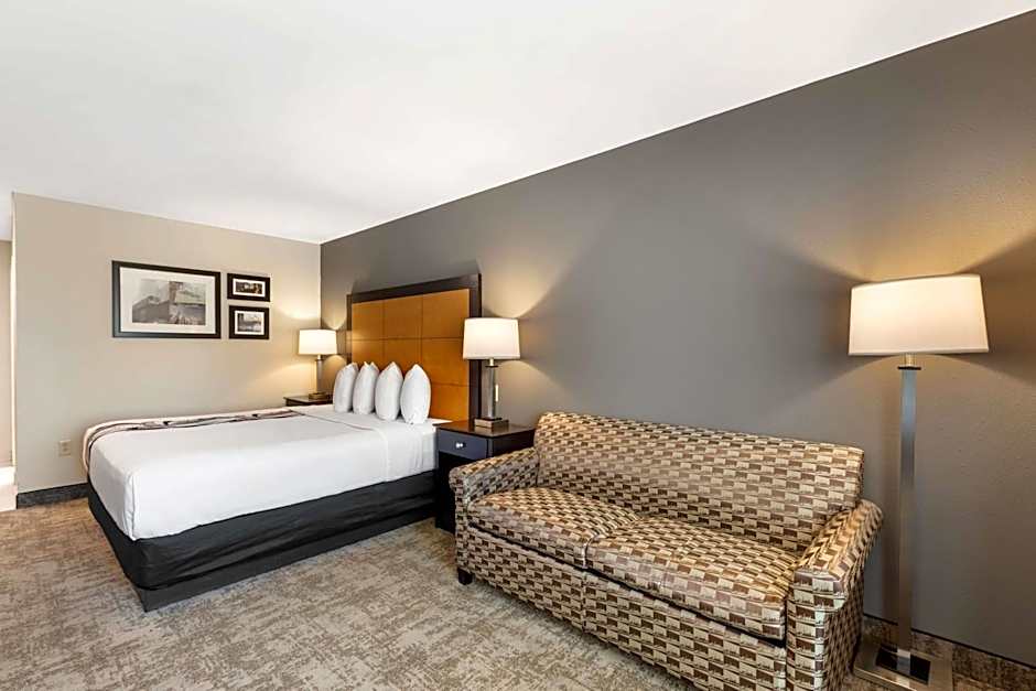 Best Western Inn And Suites-Midway Airport