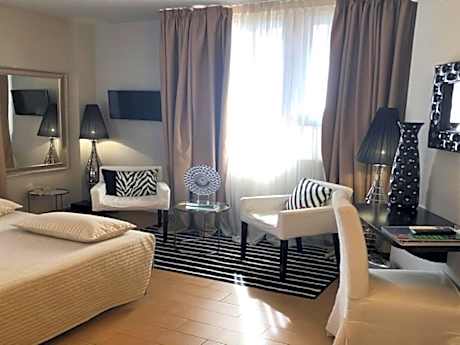 Suite with City View