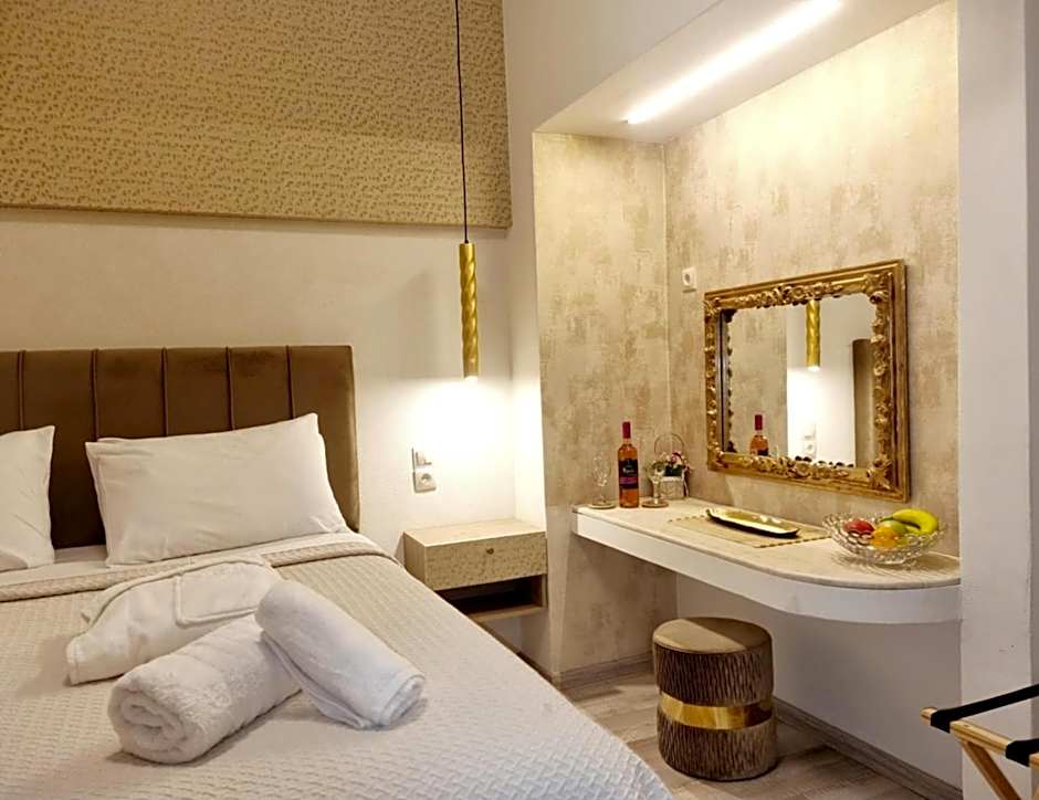 Golden City Center Suites