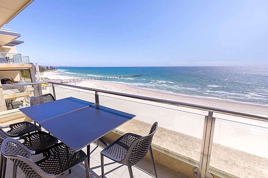 Oaks Glenelg Plaza Pier Suites