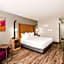La Quinta Inn & Suites by Wyndham Chattanooga North - Hixson