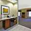 Hampton Inn and Suites Wichita Northeast