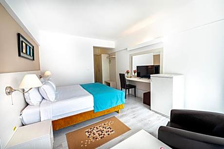 Double Room with Lake View