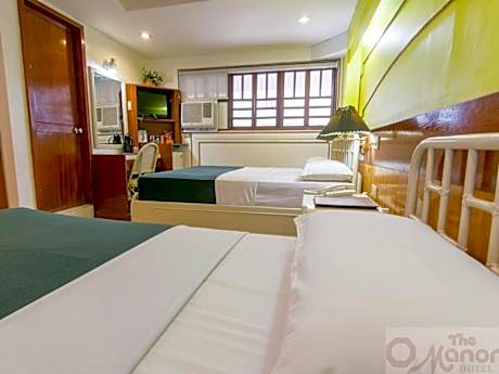 Deluxe Family Room