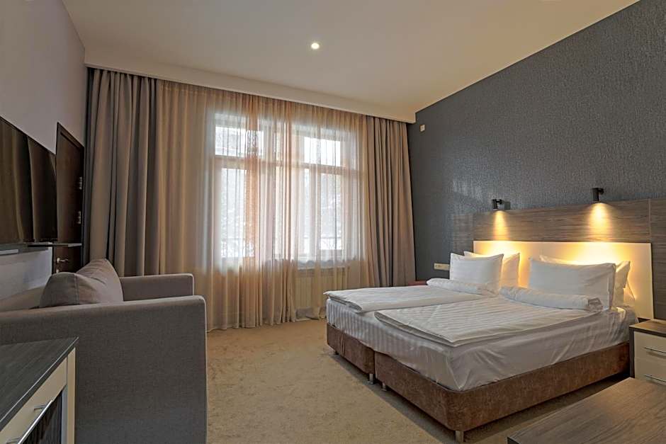 Photo 1 of 5 of Superior Double or Twin Room