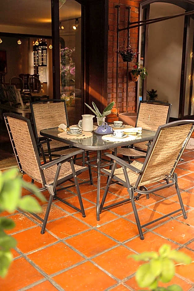 Casa com Piscina e Área Gourmet em Mury